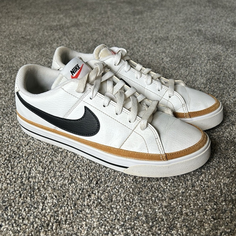 Nike Women's Court Legacy Next Nature - DH3161-100 - Size 8.5 EUC